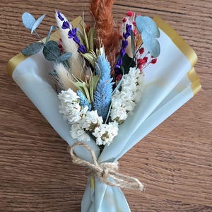 Summer dried flower bouquet