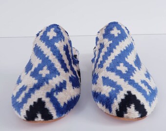 Shoes In Lucknow Shoes Dealers Traders In Lucknow Uttar Pradesh Shoes In Lucknow Shoes Dealers Traders In Lucknow Uttar Pradesh