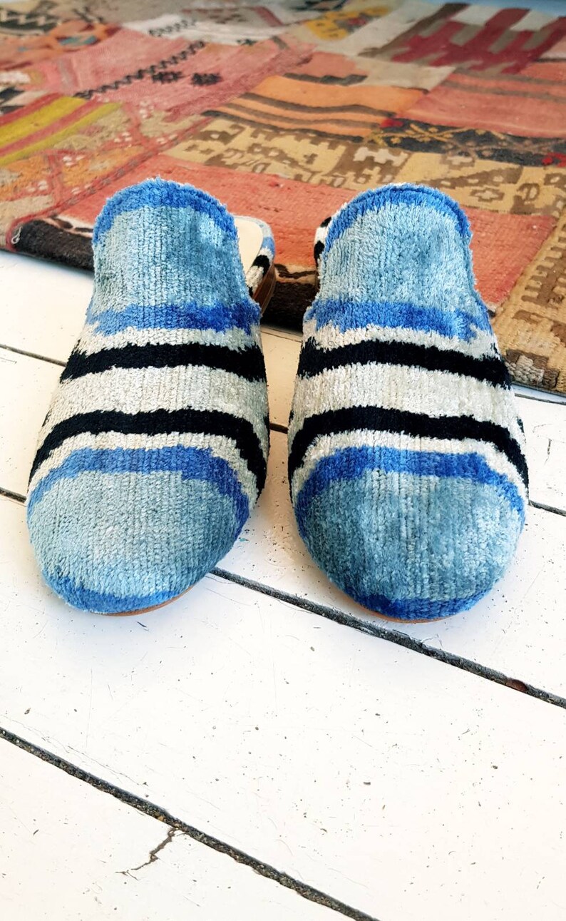 Handmade Women ikat silk shoes mule 38 euro size.