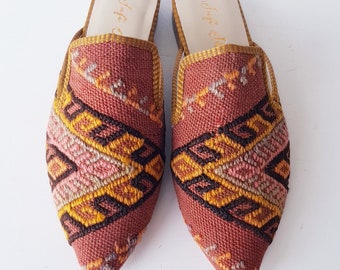 38 euro size Handcrafted pointed vintage Kilim shoes for Women Handmade Shoes