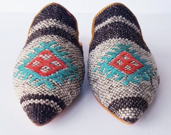 42 euro size Handcrafted pointed vintage Kilim shoes for Women handmade Shoes