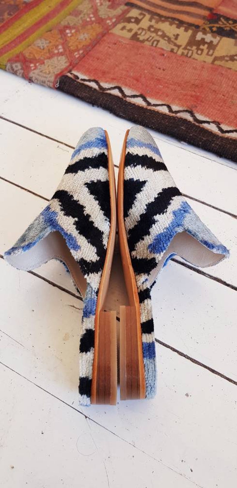 Handmade Women ikat silk shoes mule 38 euro size.