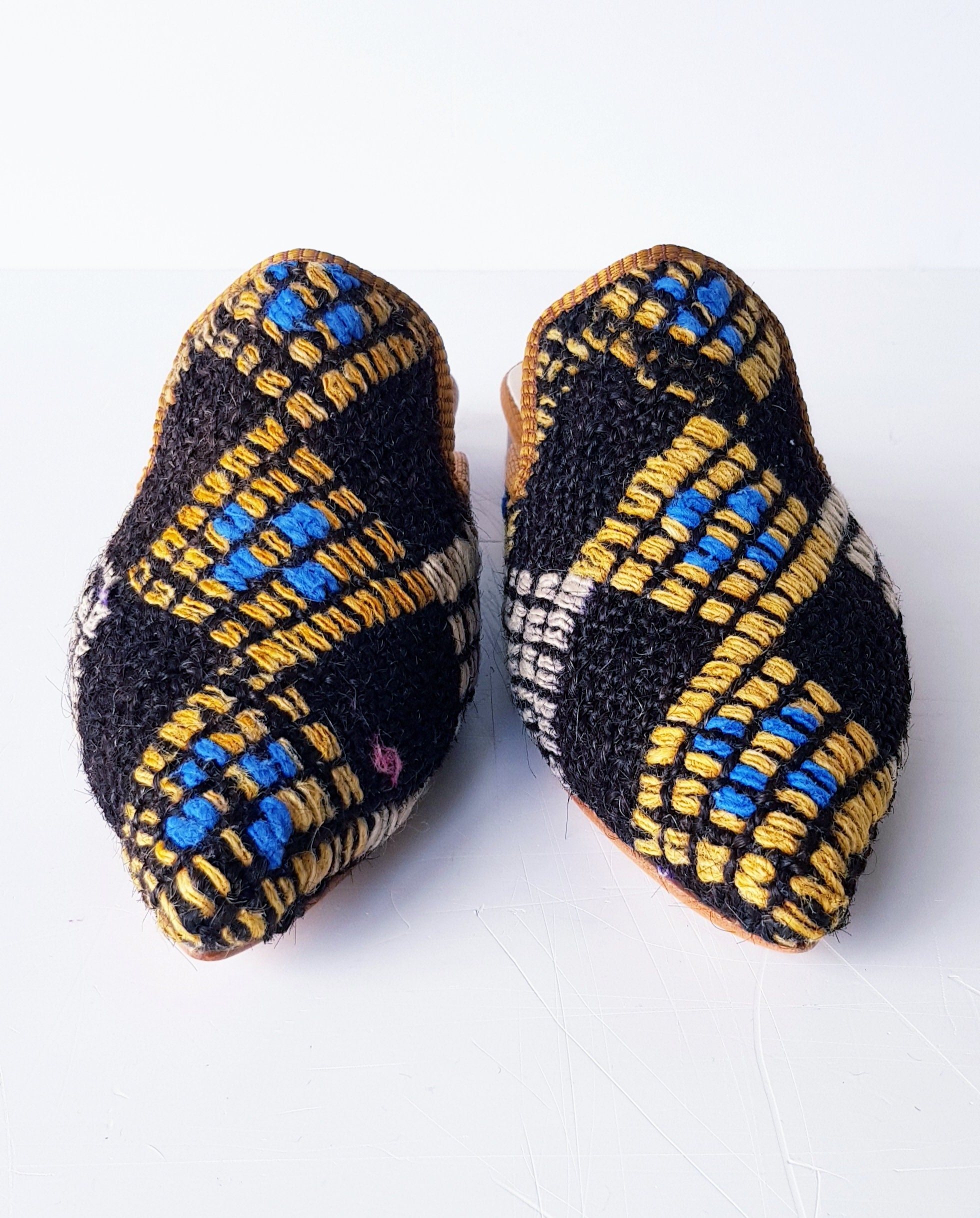 42 euro size Handcrafted pointed vintage Kilim shoes for Women handmade shoes