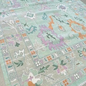 Handmade Oushak Wool Rug: Multi-Color Oriental Area Rug