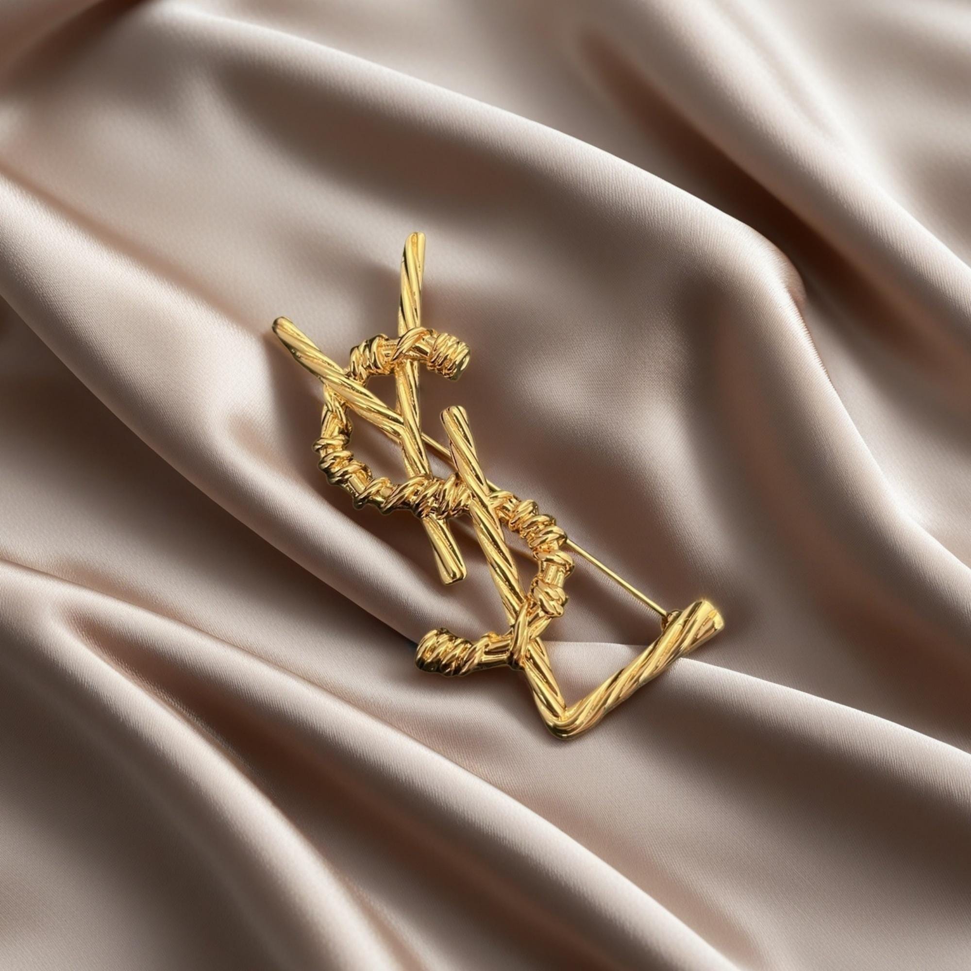 Y's ピンブローチ （希少） Ysl Brooch - Etsy