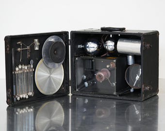 1940's Naval Electrostatic Demonstrator 70126 Navpers U.S Navy Scientific Collectible Device