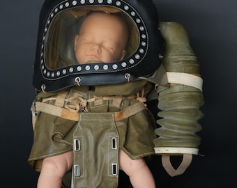 1939 Infant British Gas Mask