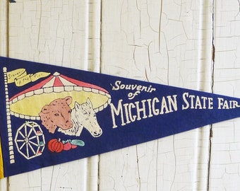 1960s Michigan State Fair Souvenir Pennant, Detroit Michigan - Felt Travel Pennant, Cow & Horse - Vintage Camper RV, Cottage Cabin Decor