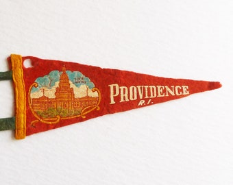 1950s Providence Rhode Island Souvenir Pennant - Felt Travel Pennant - Vintage Camper RV, Cottage, Beach House Decor - Retro Wall Hanging