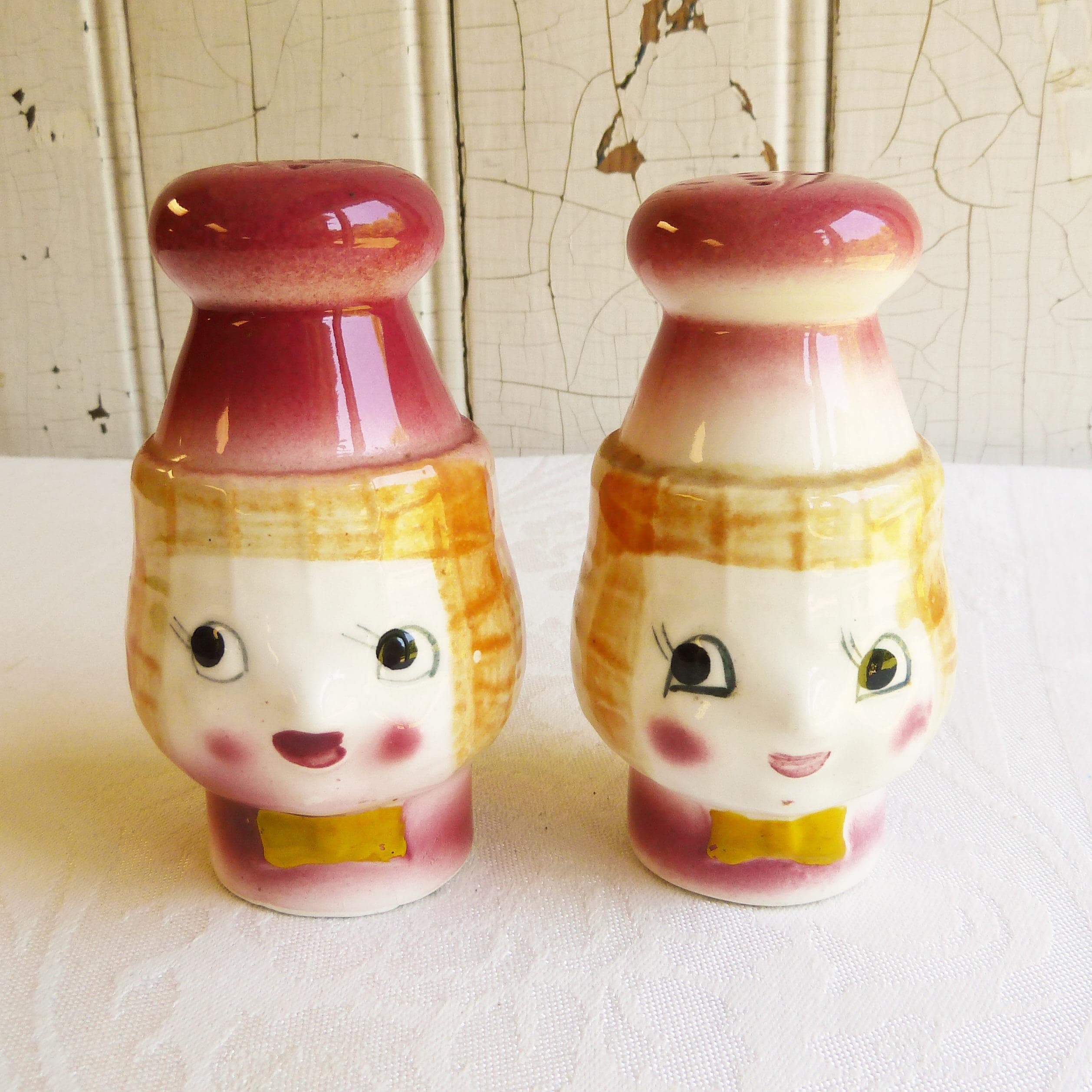 1960s Peanut People Salt & Pepper Set - Grantcrest Japan