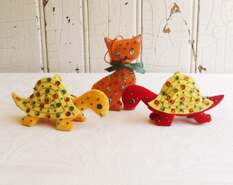 1960年代のフロック加工の踊るサンタクロース - 9インチのハッピー