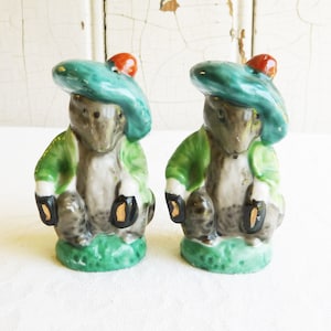 Vintage Anthropomorphic Mouse Salt & Pepper Shakers: 1950s Hand-Painted Japan