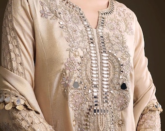 Traje kurta Zari con espejos beige: atuendo étnico bordado