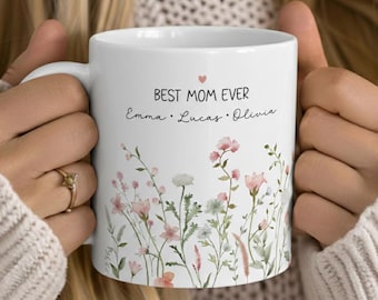 Personalized Mom Mug with Kids Names, Mom Floral Coffee Cup, Mother’s Day Gift