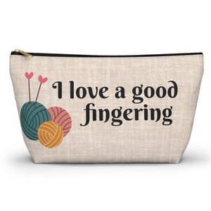 Lustige Projekttasche, Geschenk für Häkelerinnen, Projekttasche zum Häkeln, Projekttasche für Strickerinnen, humorvolle Reißverschlusstaschen, Geschenk für Garnliebhaber