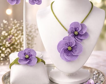 Conjunto de collar, pendientes y pulsera de encaje turco hechos a mano.