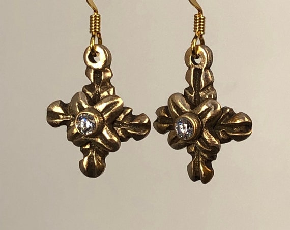 Historically inspired bronze and pearl earrings