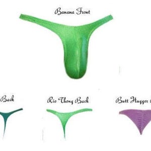 Puede incluir: Una ilustración de varios estilos de tangas. La imagen muestra un tanga verde "Banana Front", un tanga "T Back", un tanga "Rio Thong Back" y un tanga "Butt Hugger Back". El texto etiqueta cada estilo.