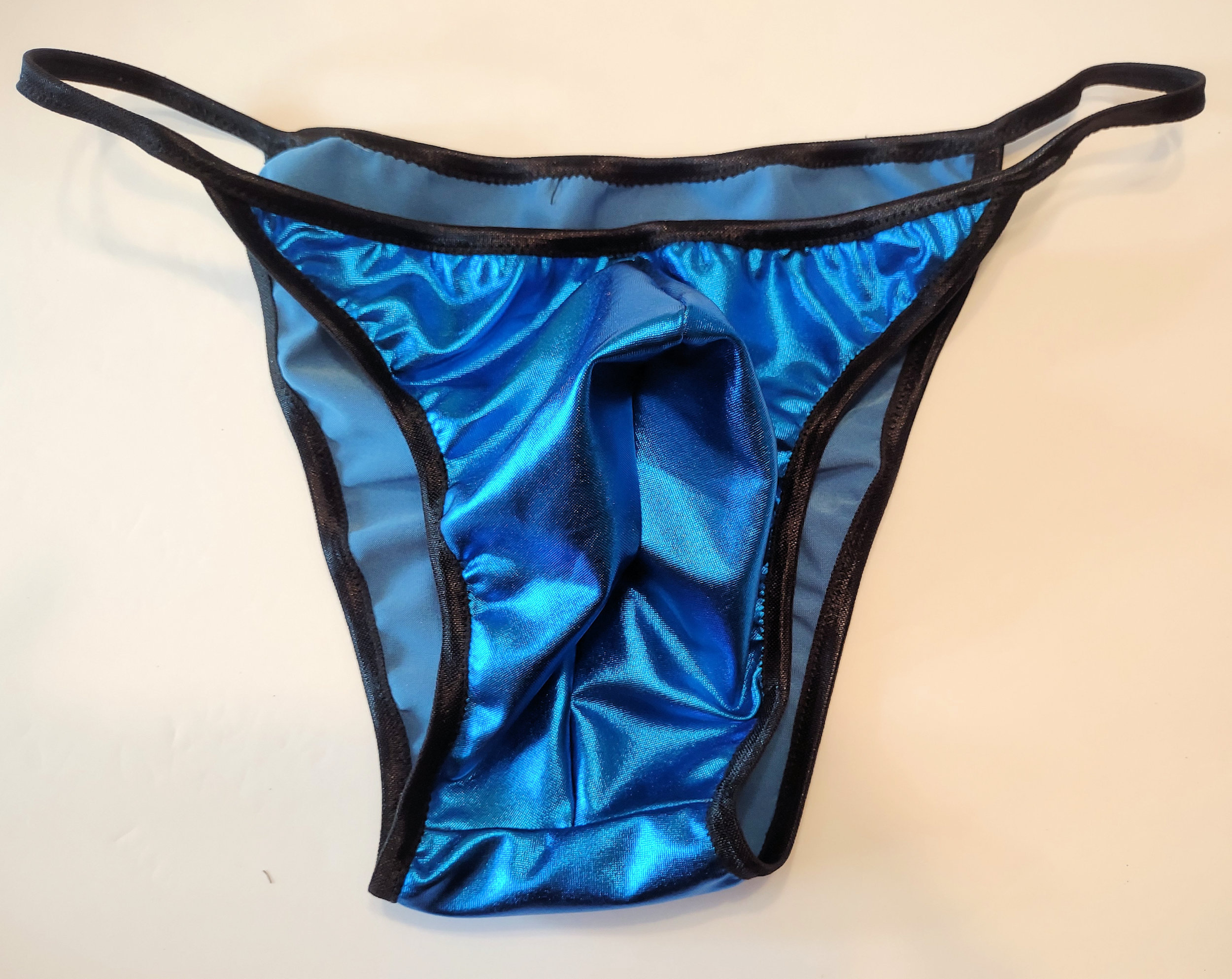 Men String Bikini - Buy Men String Bikini online in India