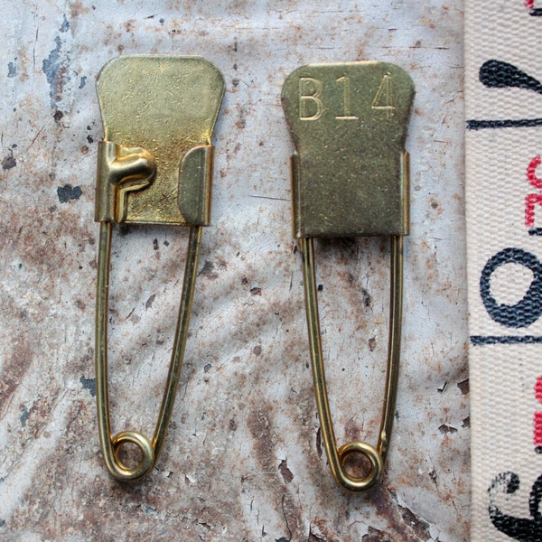 5 MIlitary Laundry Pin Brass Industrial Safety Pin Attachment Jewelry Finding Large Clip