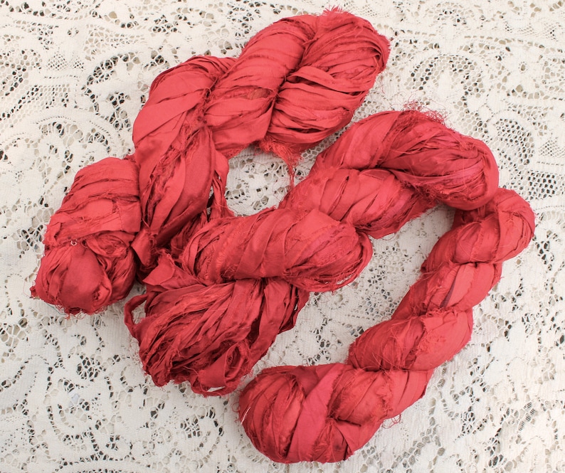Silk Sari Ribbon Red Full Skein or 10 yards from India zdjęcie 2