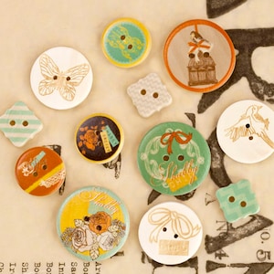 12 Holzknöpfe Prima Lady Bird Line 1,5 bis 3 cm