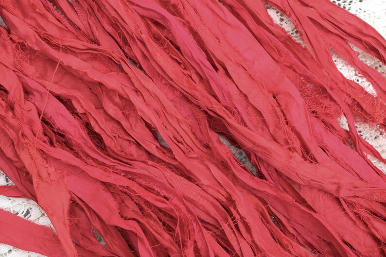 Silk Sari Ribbon Red Full Skein or 10 yards from India zdjęcie 3