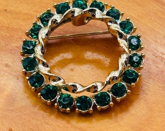 Vintage Circle Brooch Green Rhinestones Gold Tone Wreath Pin