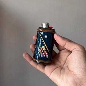 Estuche para encendedor de mesa de billar esculpido a mano
