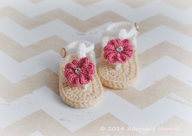 Crochet Baby Sandals with Flower, Baby Gladiator Sandals, MADE TO ORDER image 1