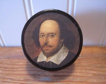 Shakespeare -- Decoupaged Pill Box with Hand Painted Gold Trim -- Large, 2"