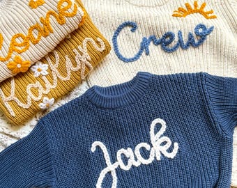 Pull avec prénom brodé personnalisé, pull bébé personnalisé, pull prénom brodé à la main, cadeaux baby shower, cadeaux de noël, cadeaux nouveau-né