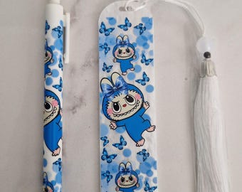 bookmark and pen set