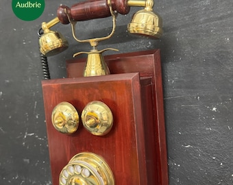 1930年代風のヴィンテージ木製壁掛け電話 | ロータリーダイヤル式固定
