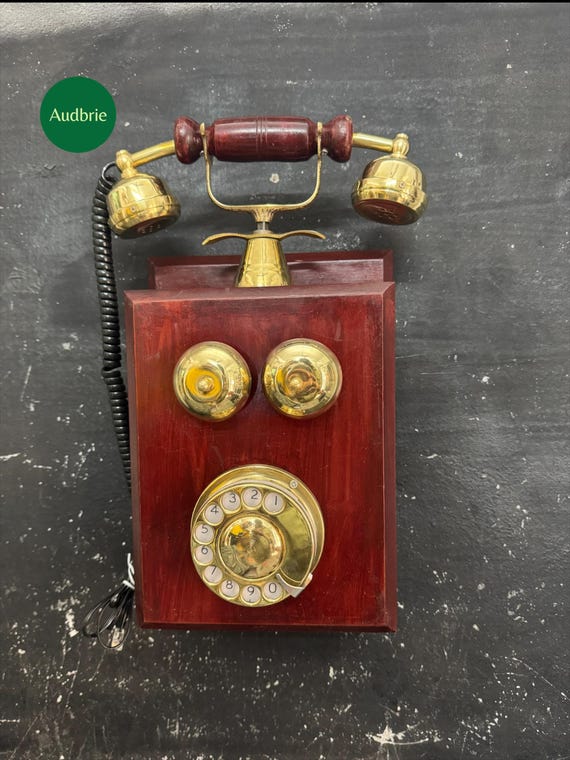 1930年代風のヴィンテージ木製壁掛け電話 | ロータリーダイヤル式固定