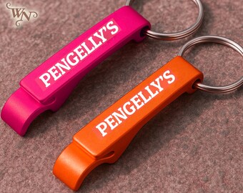 Personaliseer aluminium sleutelhanger Aangepaste gegraveerde flesopener-sleutelhanger Jouw tekst-sleutelhanger voor feestartikelen Bruidsjonkers Geschenken Bars en restaurants