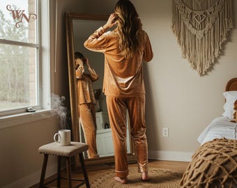 Customized Long Sleeve Pant Velvet Pajamas Personalized Velvet Pyjamas Set Bride Bridesmaid Pajamas Christmas Velvet Pjs Luxury Pajamas