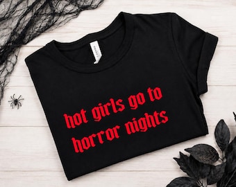 Hot Girls Go To Horror Nights - Baby T-shirt