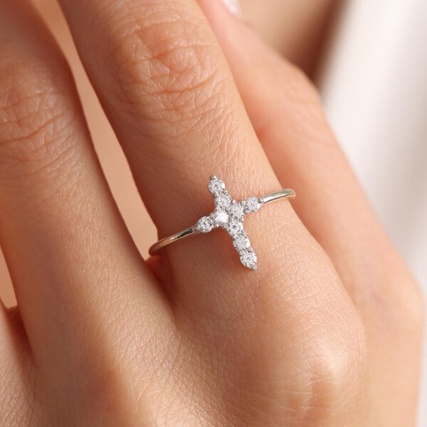 Faith Ring main image 0