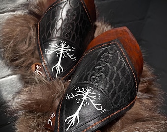 Boromir/Aragorns leren armbeschermers