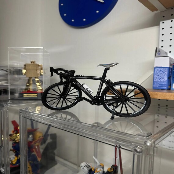 Miniatur Fahrrad Fahrrad Miniatur Cudeyrey Finger Bike Mountainbike Modell 1:8 Gelb - Für Deko, Sammler Und Kinder Fahrrad Deko Bmx Fahrrad
