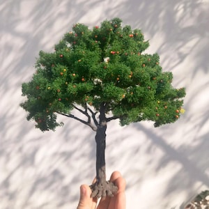 23cm Green Model Tree for Train Layouts | Wire Trunk Tree for Dioramas, Railway Platform, Sand Table, Mountain Scenery Decor craft supply