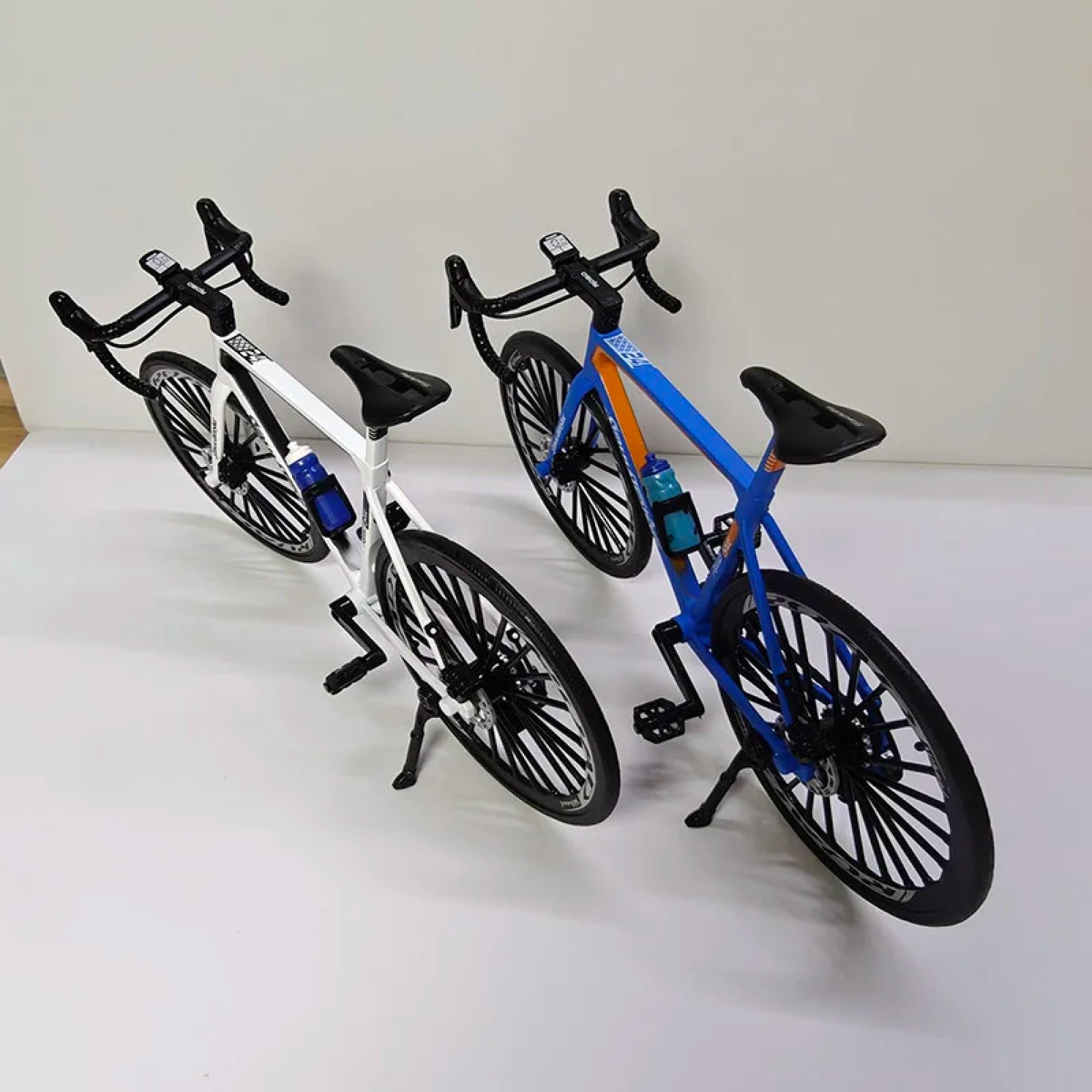 1:10 Échelle Miniatures Alliage Vélo DIY Modèle Dollhouse Accessoires 1:10 Échelle Miniatures Alliage Vélo DIY Modèle Dollhouse Accessoires