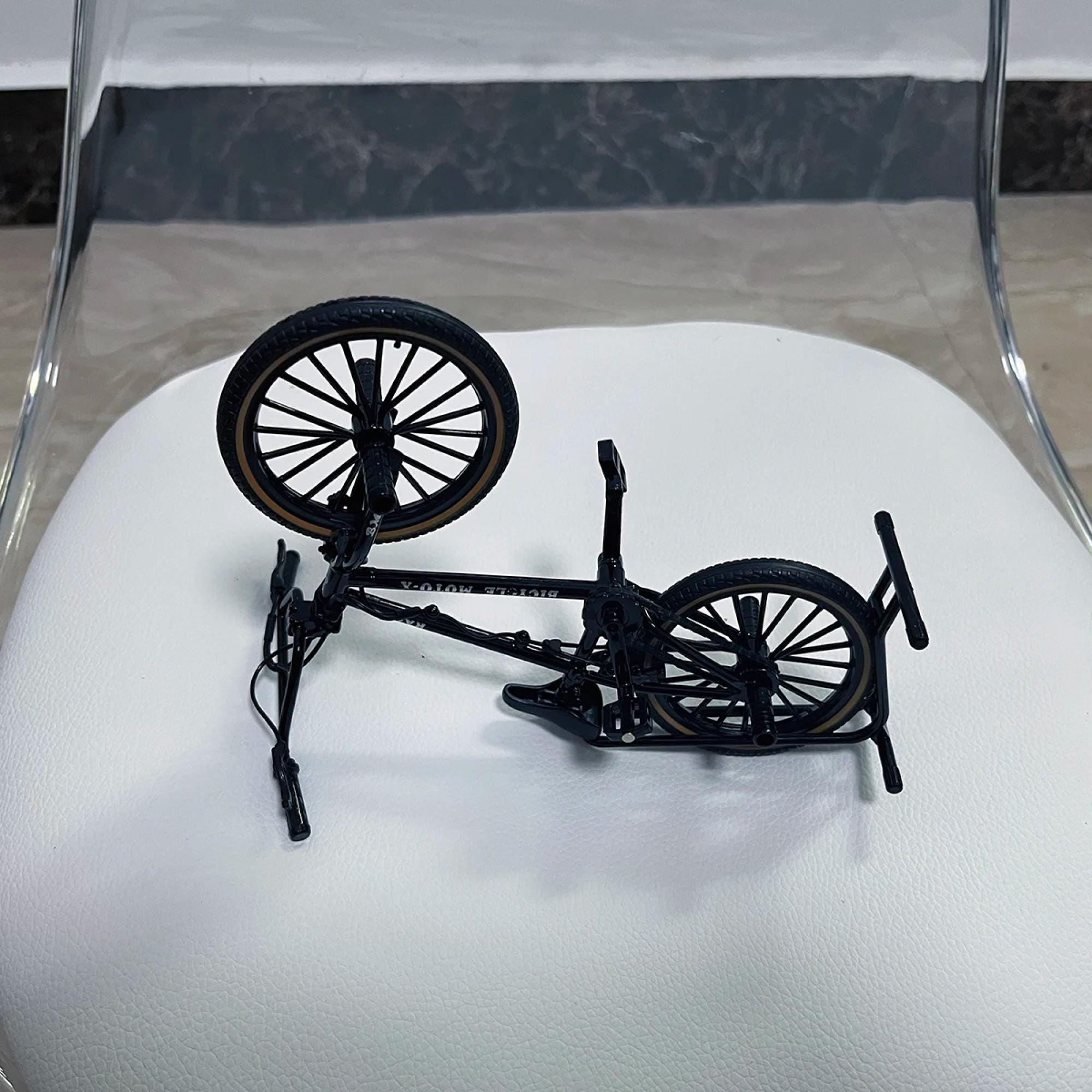 Mini modelo de bicicleta de carretera Mtb 1:10, juguete de colección de