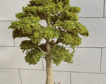 Miniature Autumn Tree: HO/OO Scale Model Train Scenery (10-15cm)
