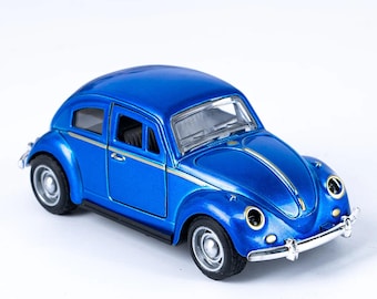 Retro 1:36 Alloy Diecast Car Model, Vintage Double Door Mini Metal Vehicle, Classic Collectible Car Decor Gift.