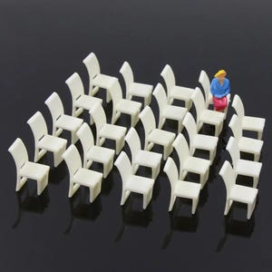 48pcs 1:100 Scale Railway Benches – ZY10100 Leisure Chairs & Settees for Model Train Layout, Station Diorama, Park Scene Decoration