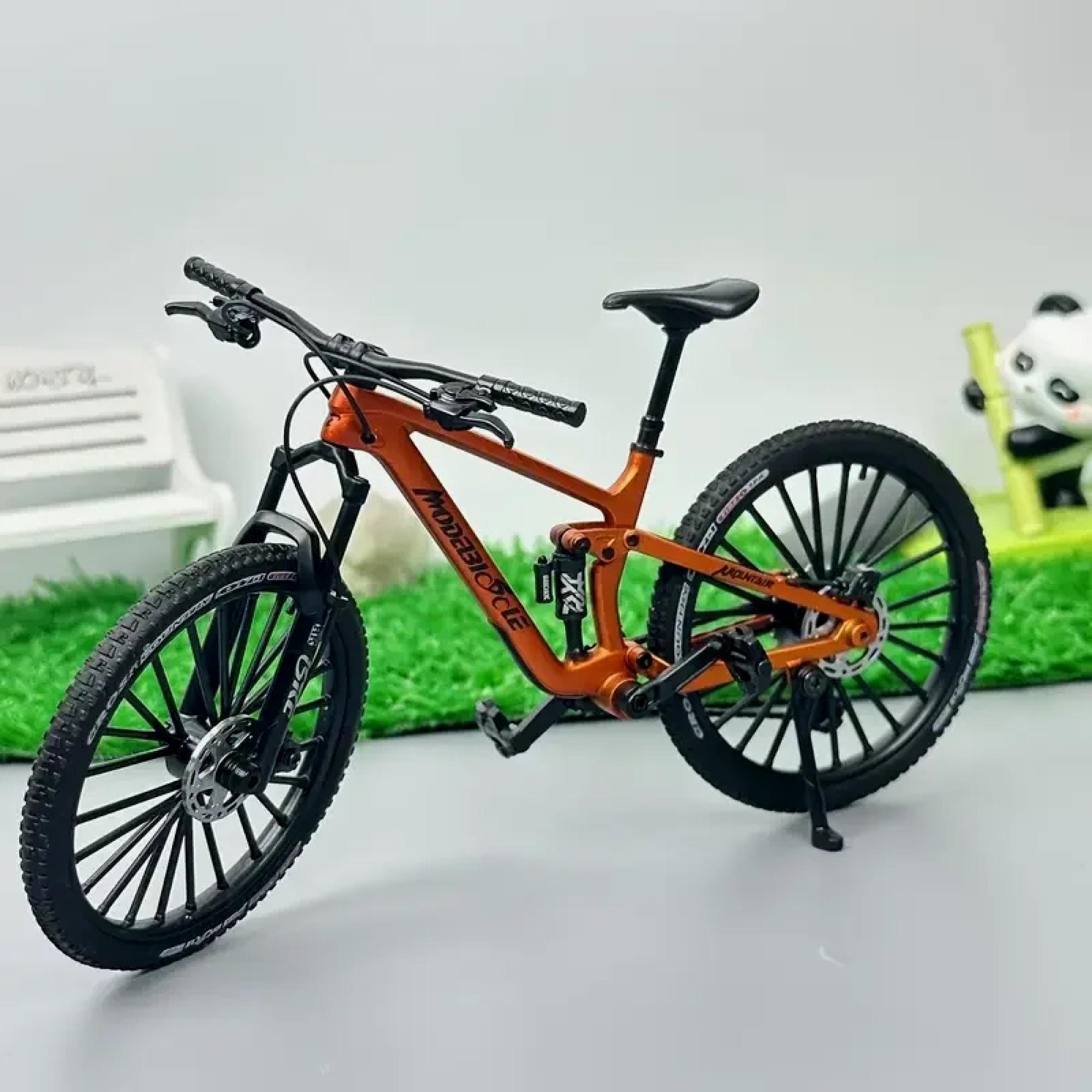 Mini Bicicleta De Aleación Escala 1:8 – Modelo MTB De Montaña Y Downhill – Die Cast Con Detalles Realistas Y Pedales Móviles – Colección Para Niños Y Adultos – Colores Surtidos