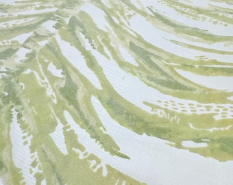 United-DeSoto “Famous Flocks” vintage wallpaper sample - “Antique Velour”