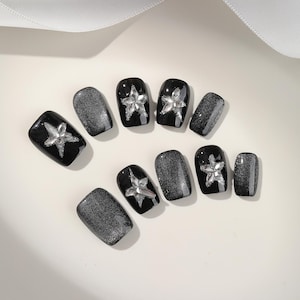 Black Cat Eye Press On Nails: glittersterontwerp en magnetische gloed